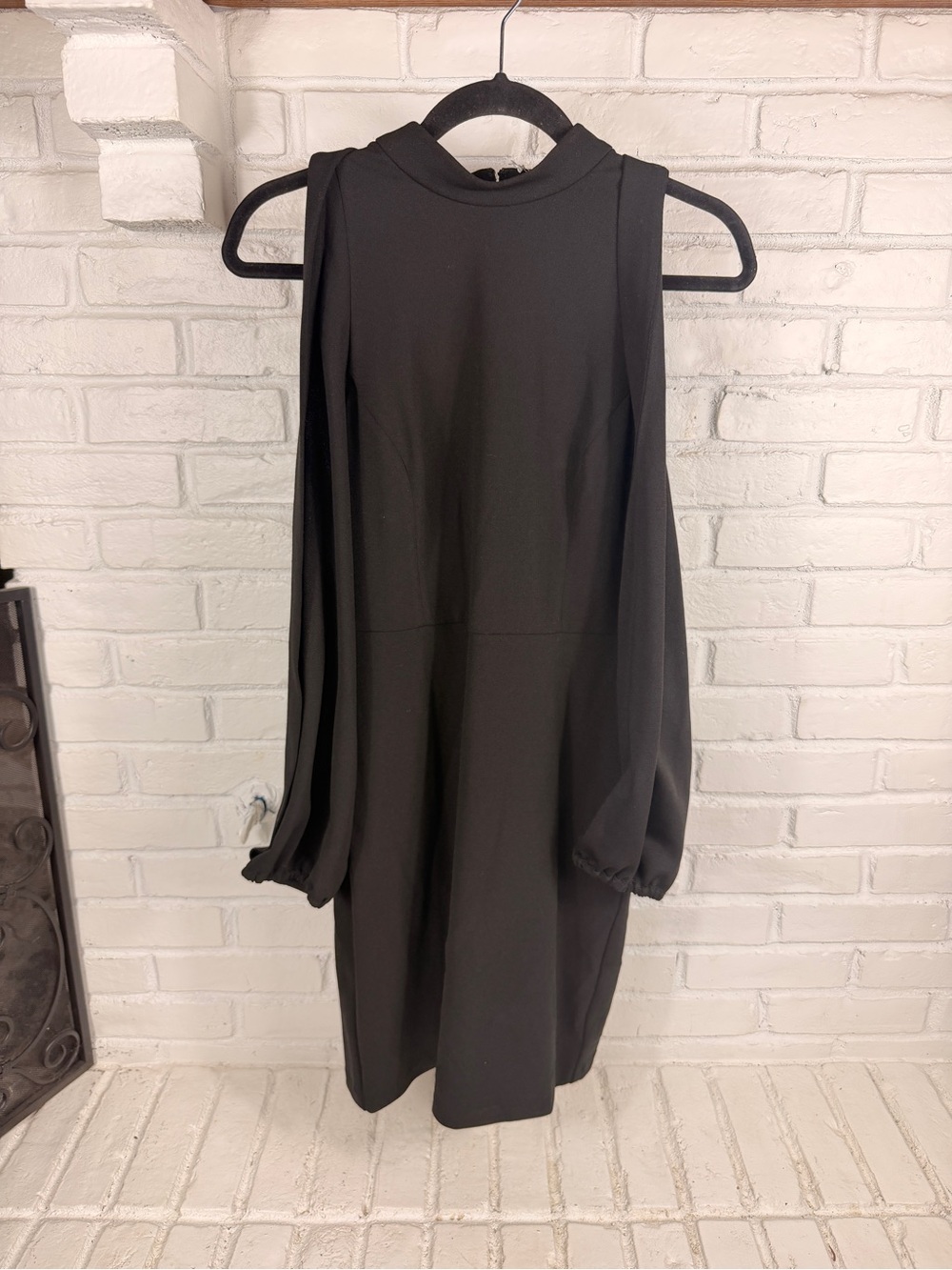 Charles Henry Black Mock Neck Cape Sleeve Cocktail Dress Small NWT Elegant